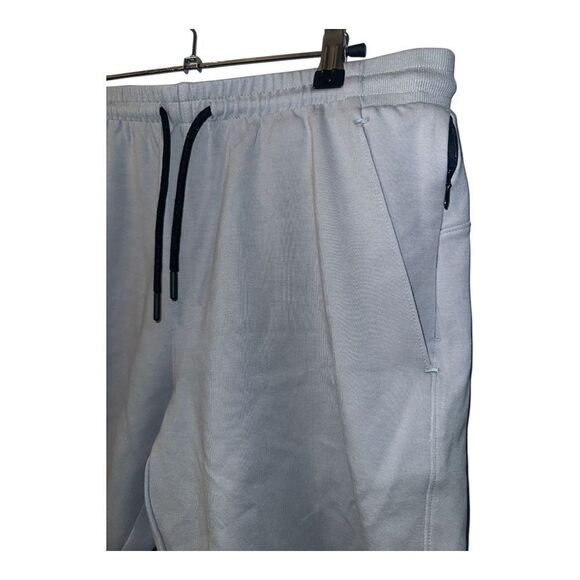 Old Navy Mens Gray Dynamic Fleece Shorts, Medium - Picture 3 of 9